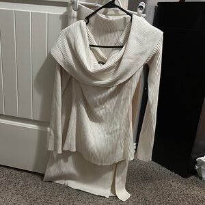 Banana Republic Cream Cowl Neck Sweater and Skirt Classic Style